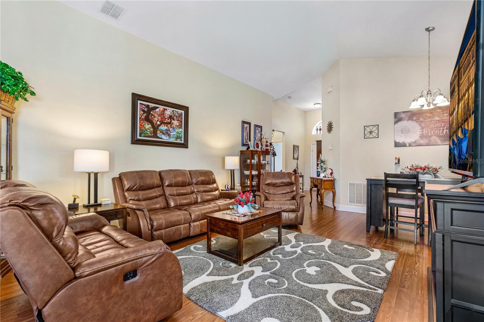 WATERS EDGE PH 09A - Residential