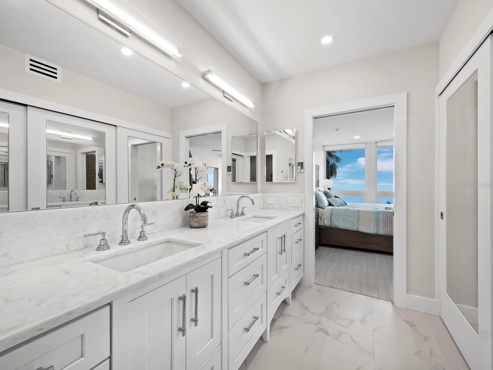 BEACHPLACE I - Residential