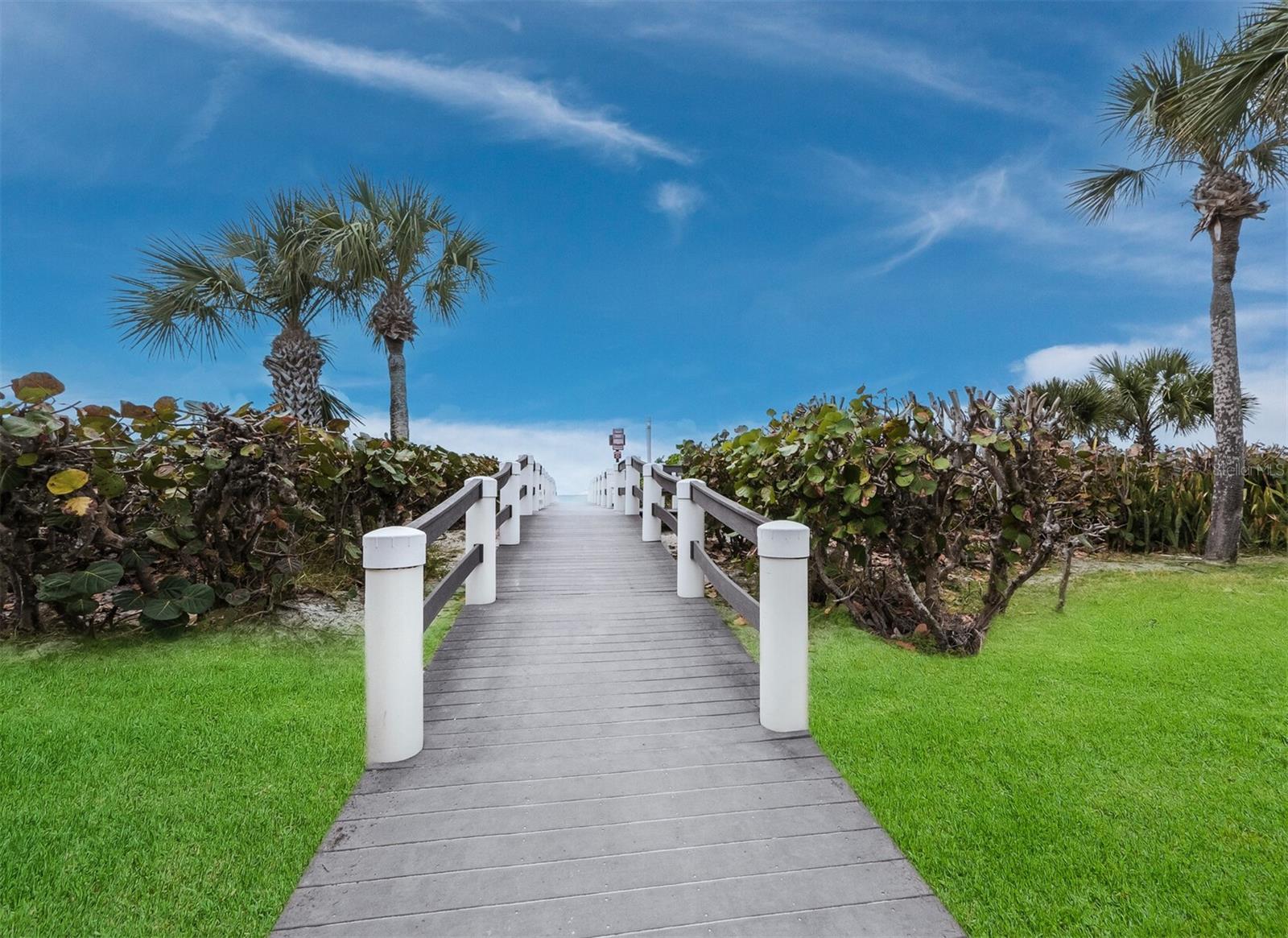 BEACHPLACE I - Residential