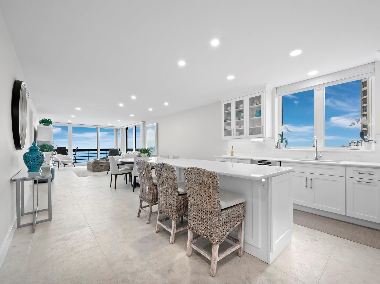 BEACHPLACE I - Residential