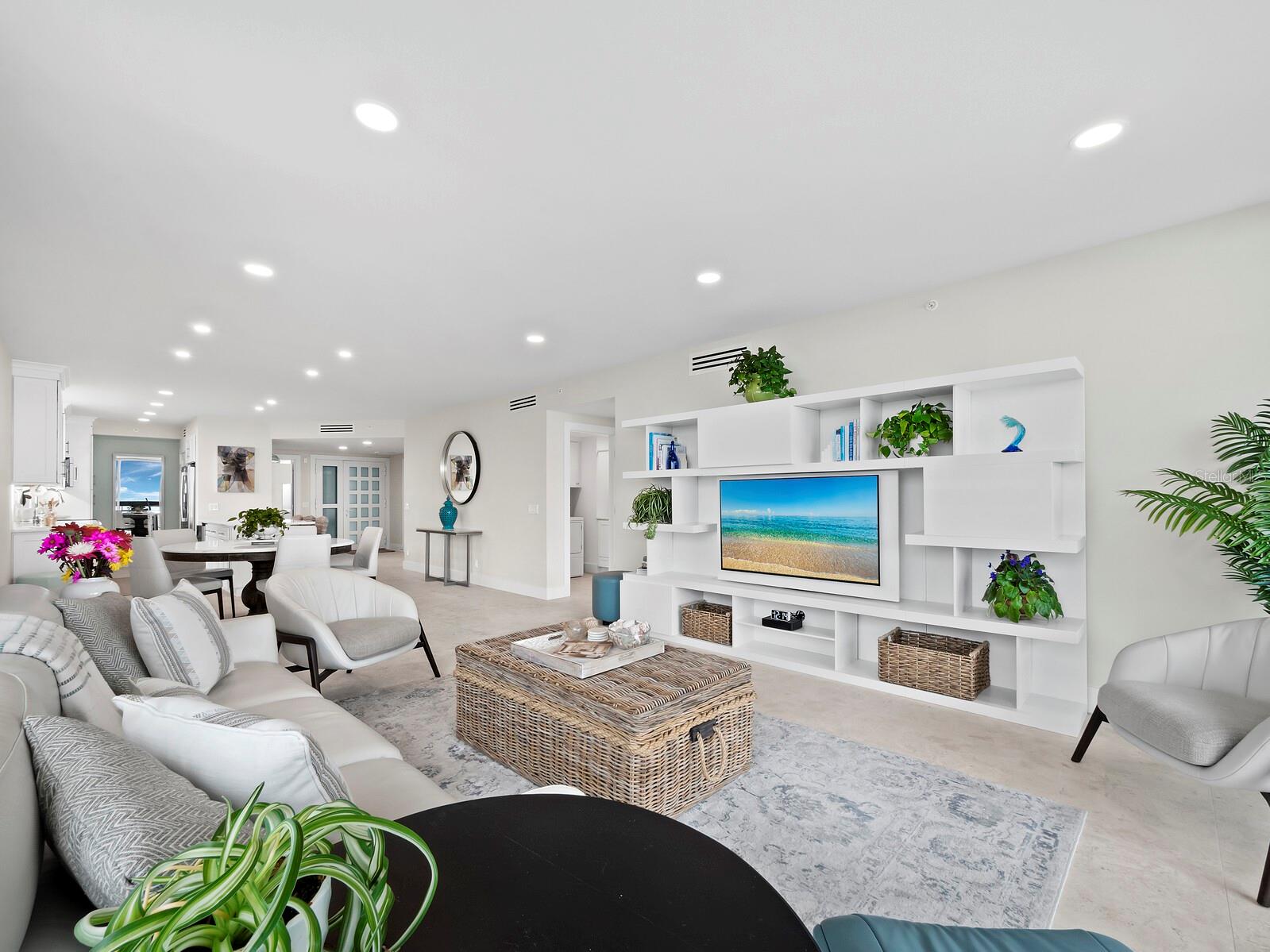 BEACHPLACE I - Residential