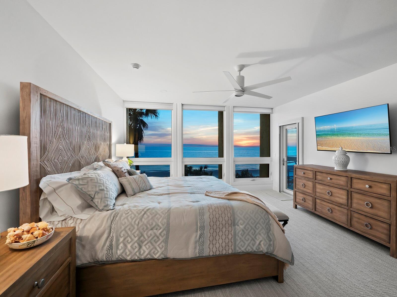 BEACHPLACE I - Residential