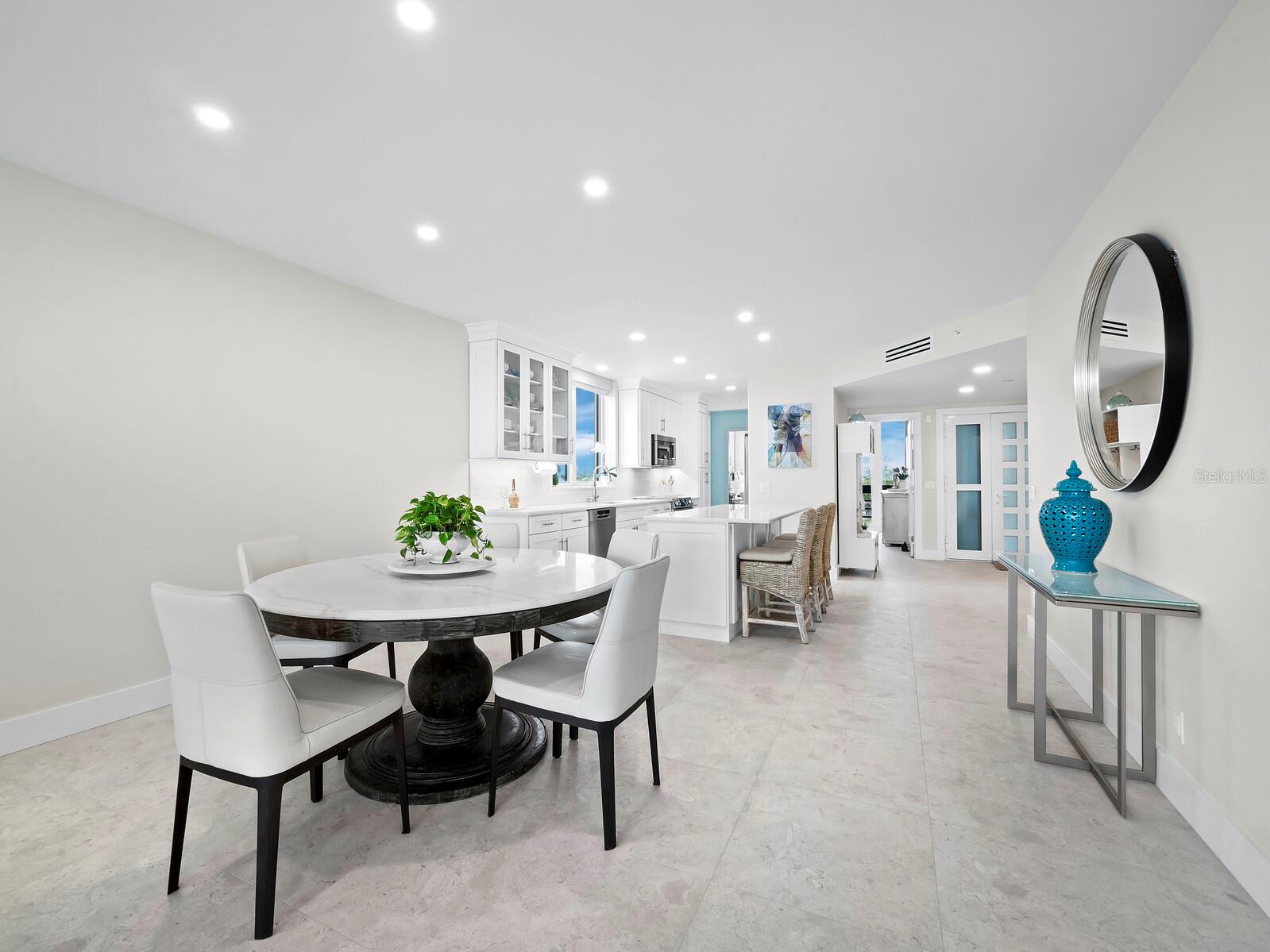 BEACHPLACE I - Residential