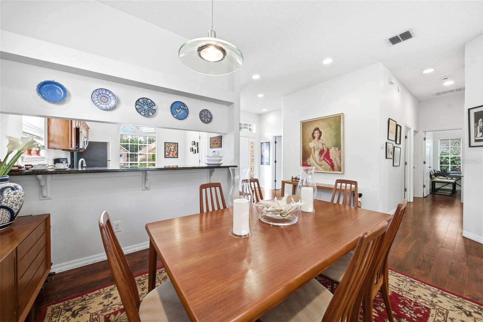 LAKES OF ALOMA - Residential