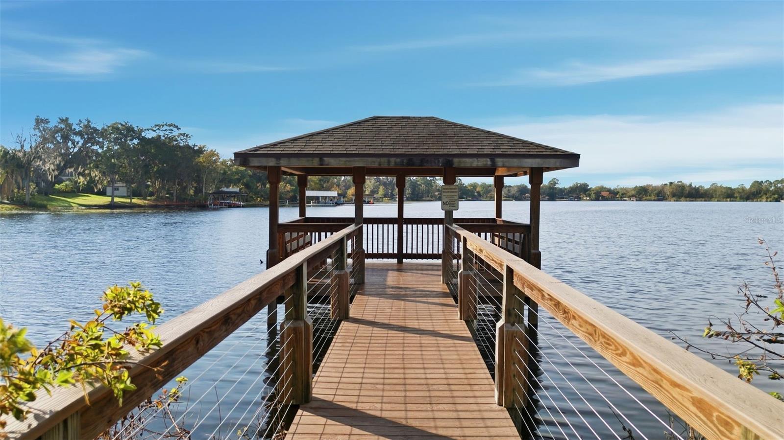 LAKES OF ALOMA - Residential