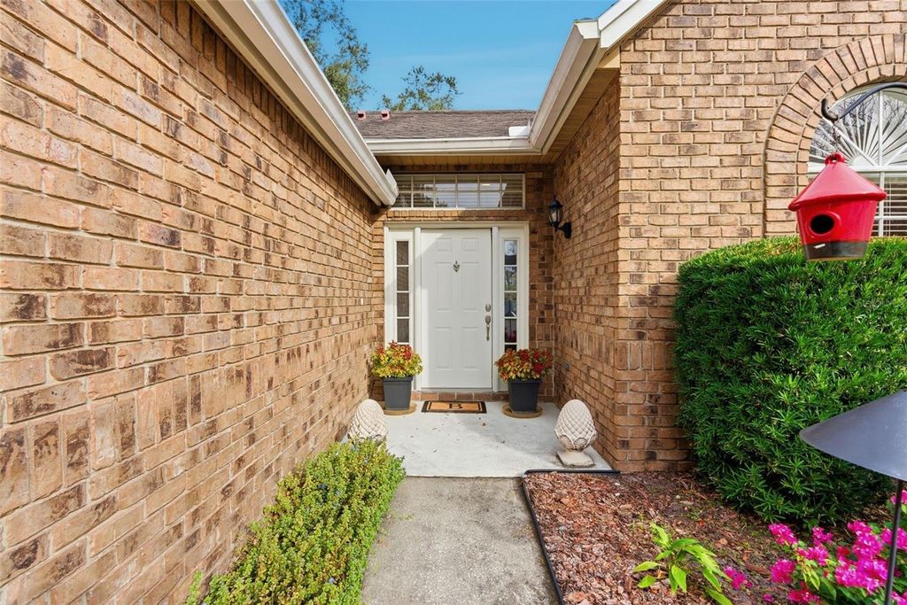 Photo of 5452 Endicott Place, Oviedo, FL 32765 (MLS # O6369980)