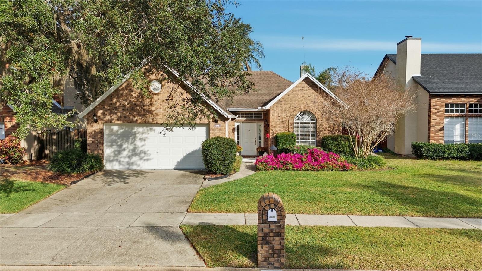 LAKES OF ALOMA - Residential