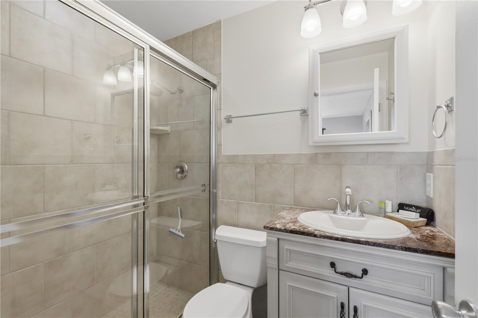 EDGEMERE - Residential Income