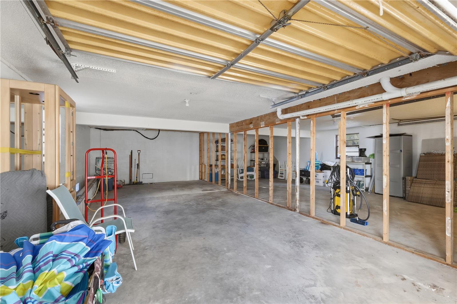 EDGEMERE - Residential Income