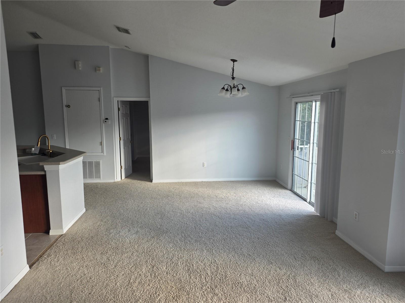 SADDLE CREEK MANOR - Residential