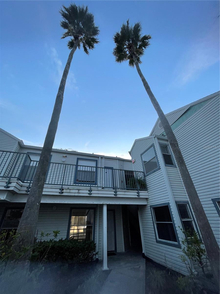 2516 WOODGATE BOULEVARD 205