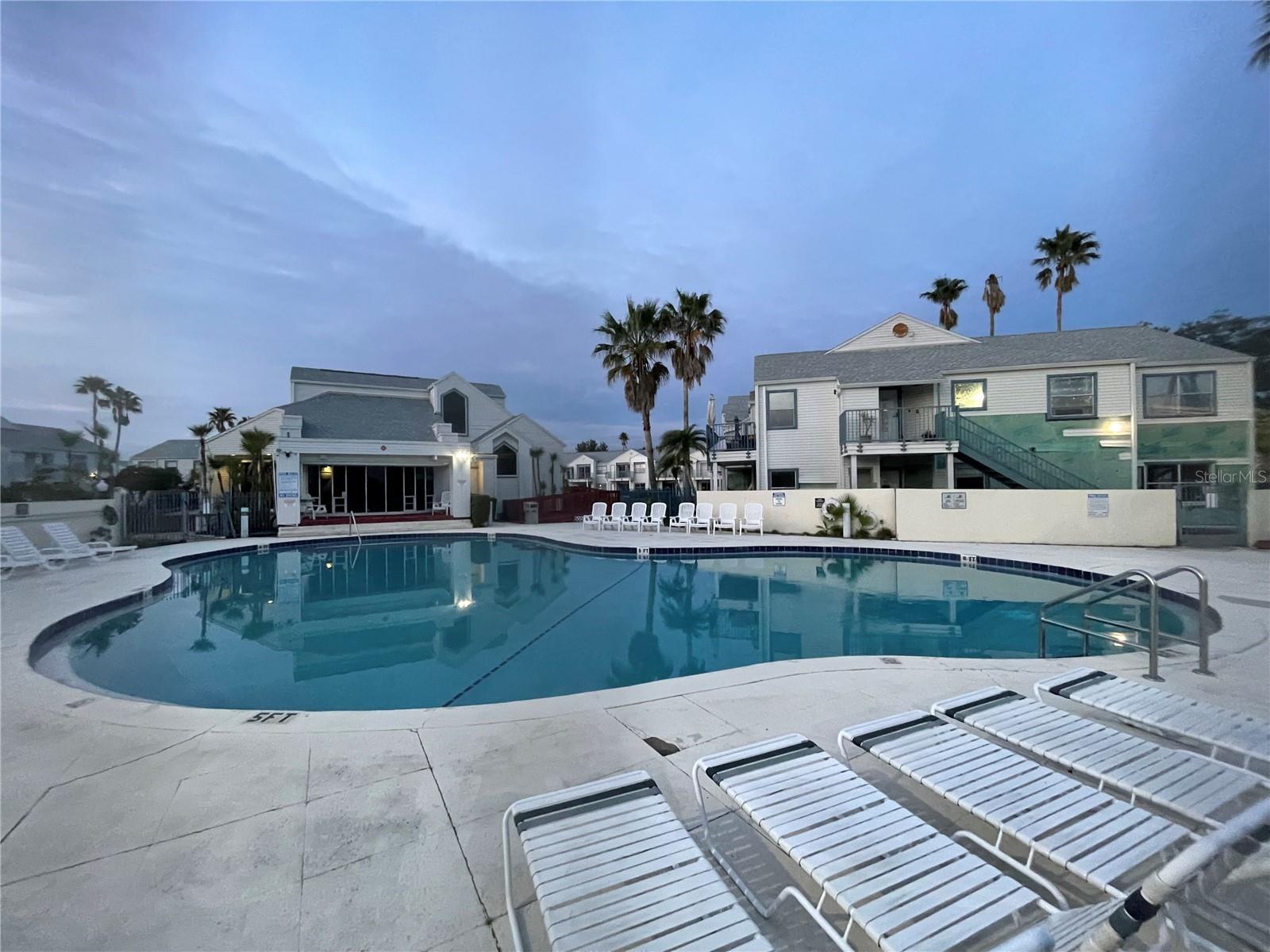 2516 WOODGATE BOULEVARD 205