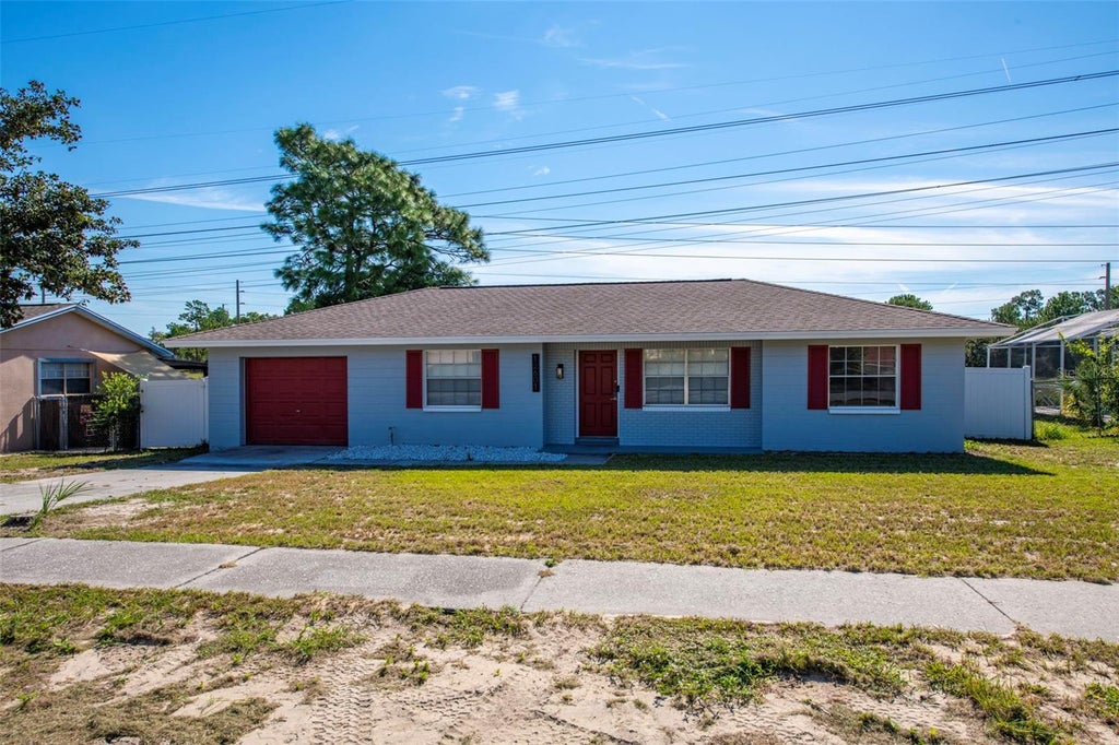 Photo of 12601 Eddington Road, Spring Hill, FL 34609 (MLS # TB8553877)