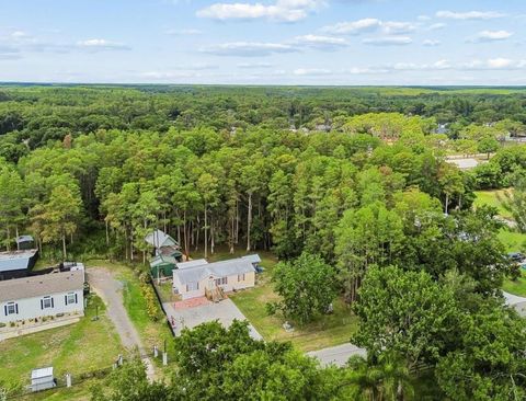 Photo of 17808 Dogwood Drive, Lutz, FL 33558 (MLS # TB8519244)