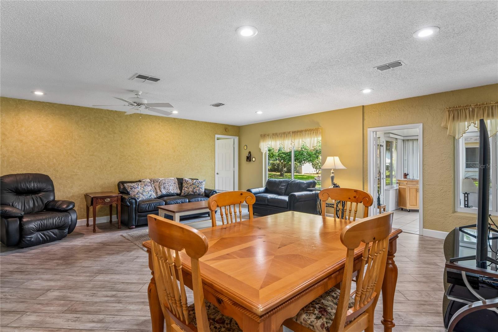 TIMBER PINES - Residential