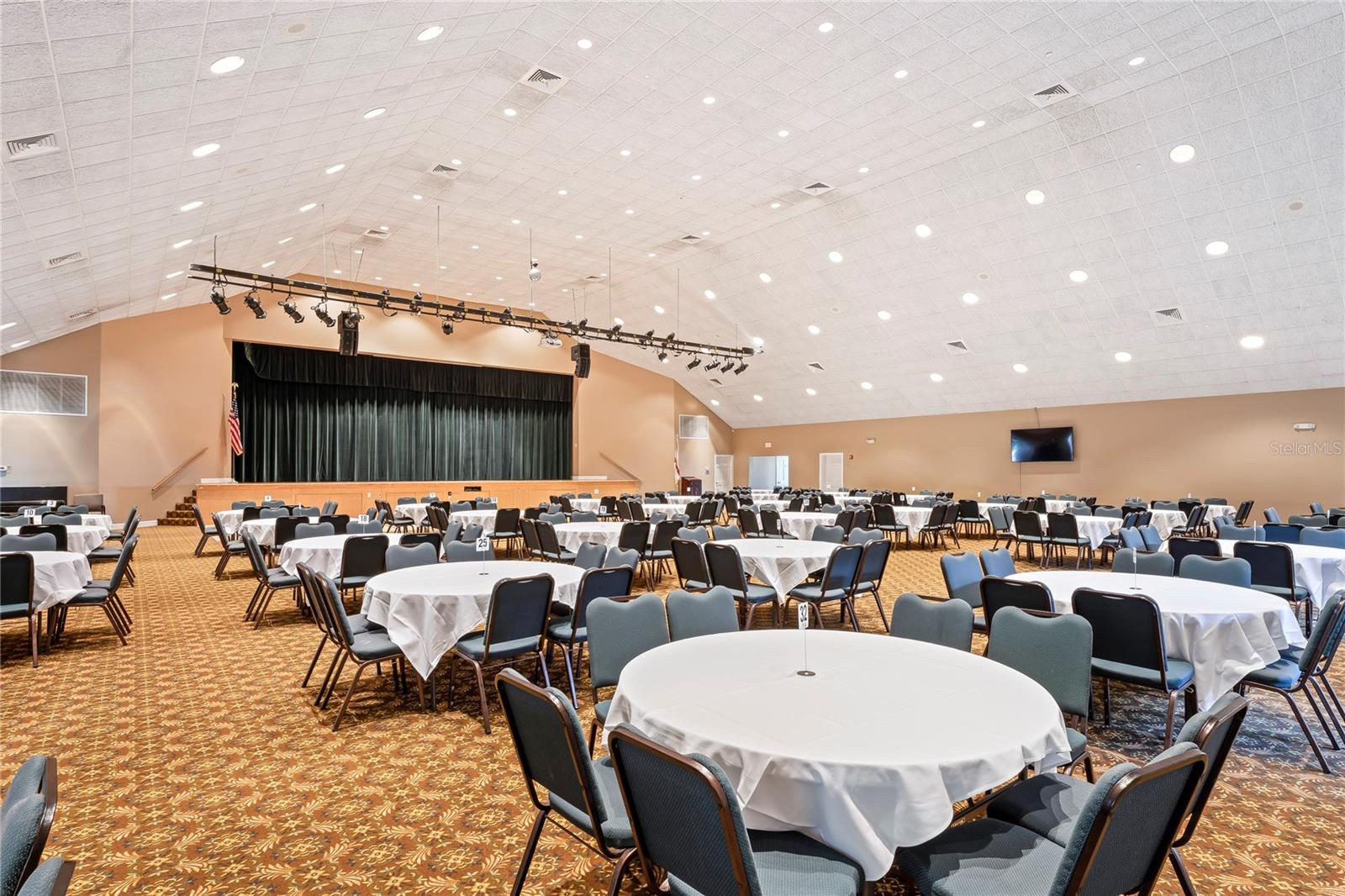 TIMBER PINES - Residential