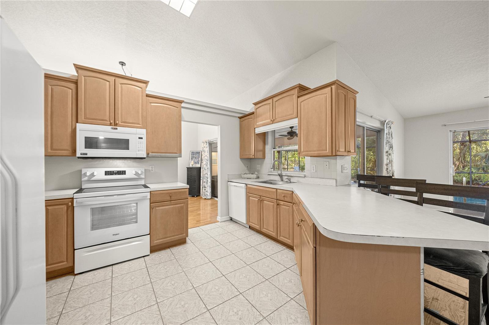 RAINBOW SPGS - Residential