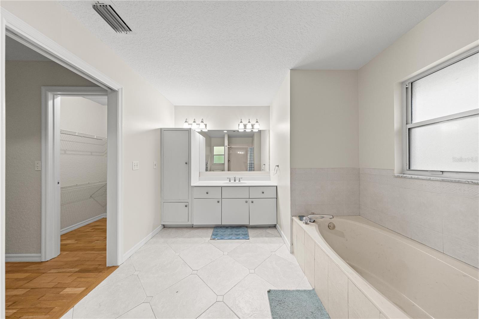 RAINBOW SPGS - Residential