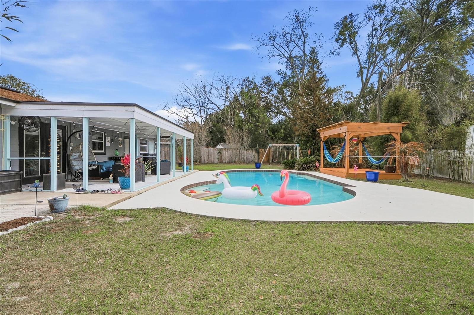 LONGWOOD NORTH - Residential