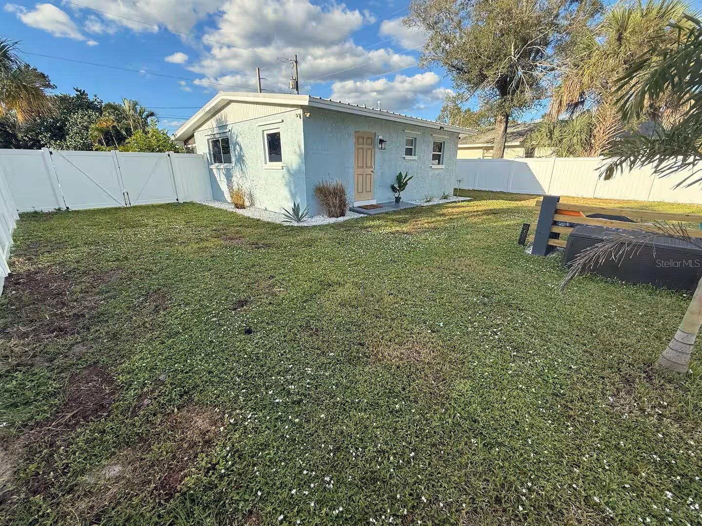 TRABUES ADD - Residential