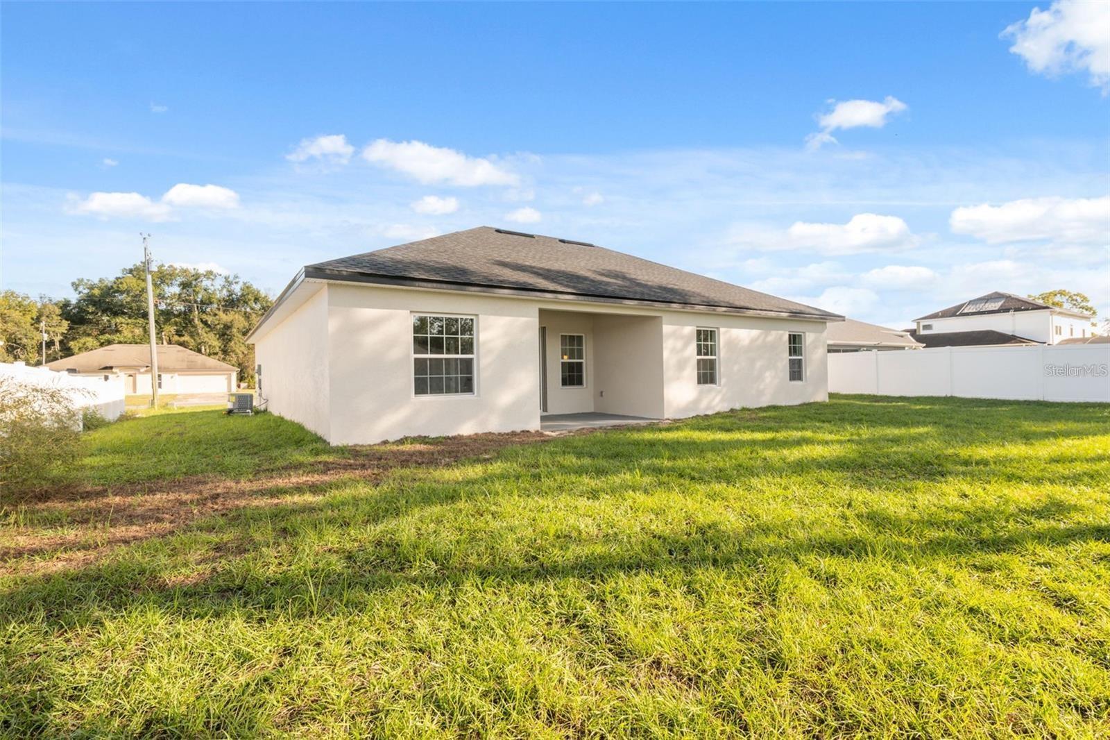 MARION OAKS UN 7 - Residential Lease