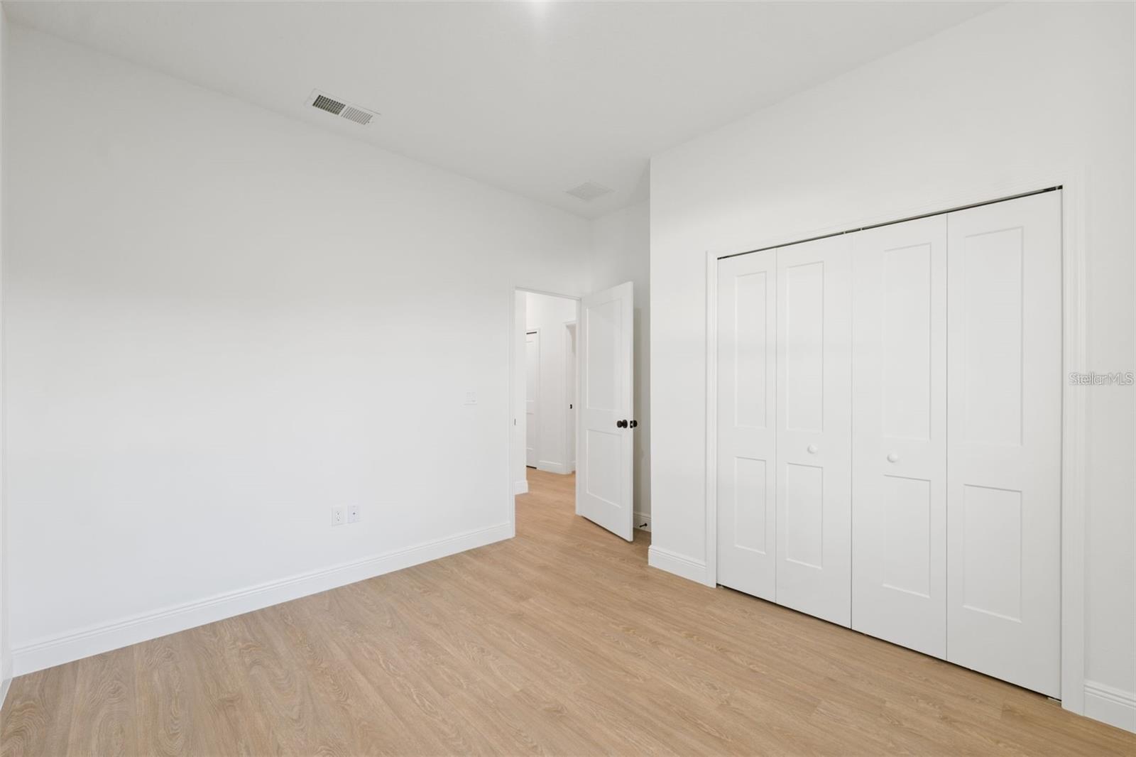 MARION OAKS UN 7 - Residential Lease