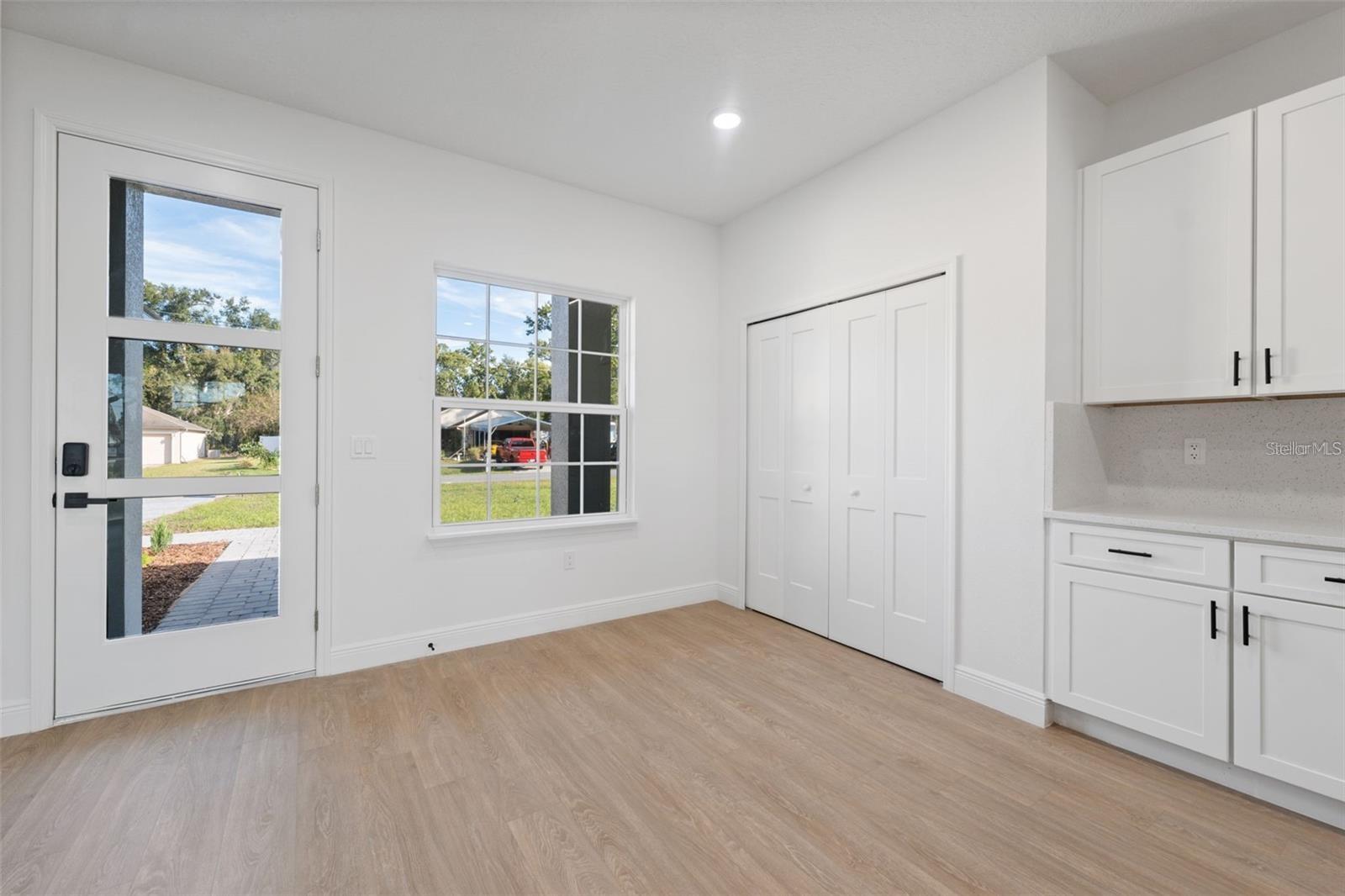 MARION OAKS UN 7 - Residential Lease
