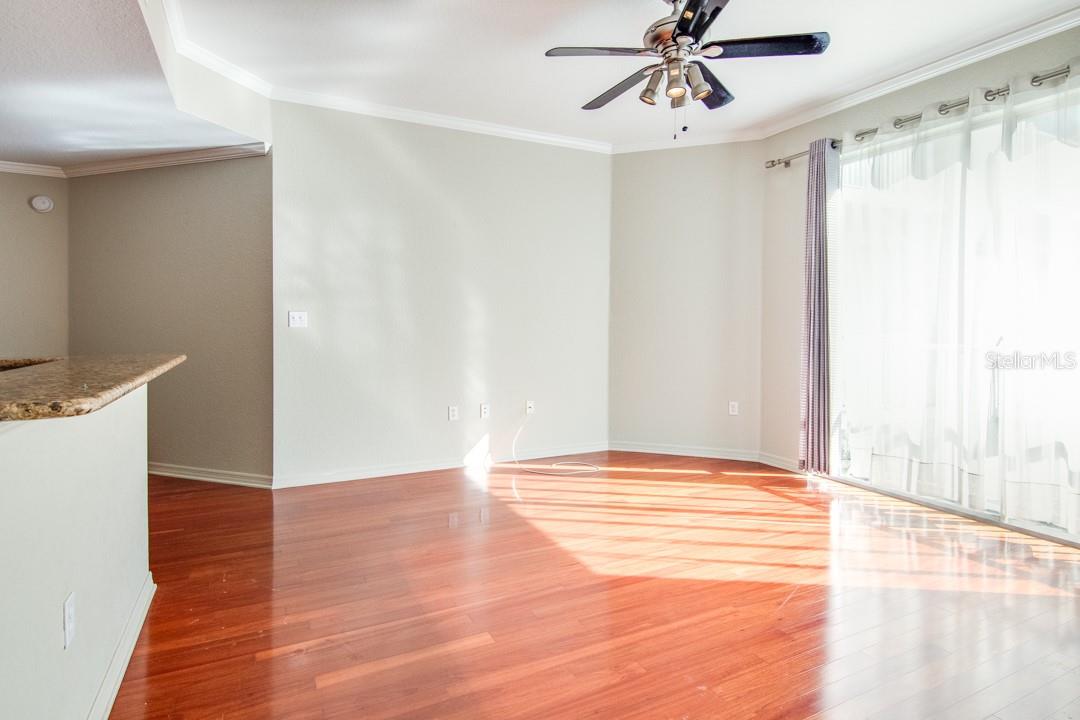 PARKCREST HARBOUR ISLAND CONDO - Residential