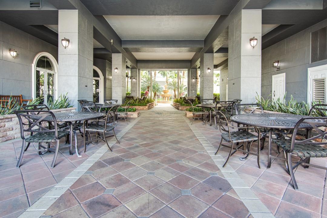 PARKCREST HARBOUR ISLAND CONDO - Residential