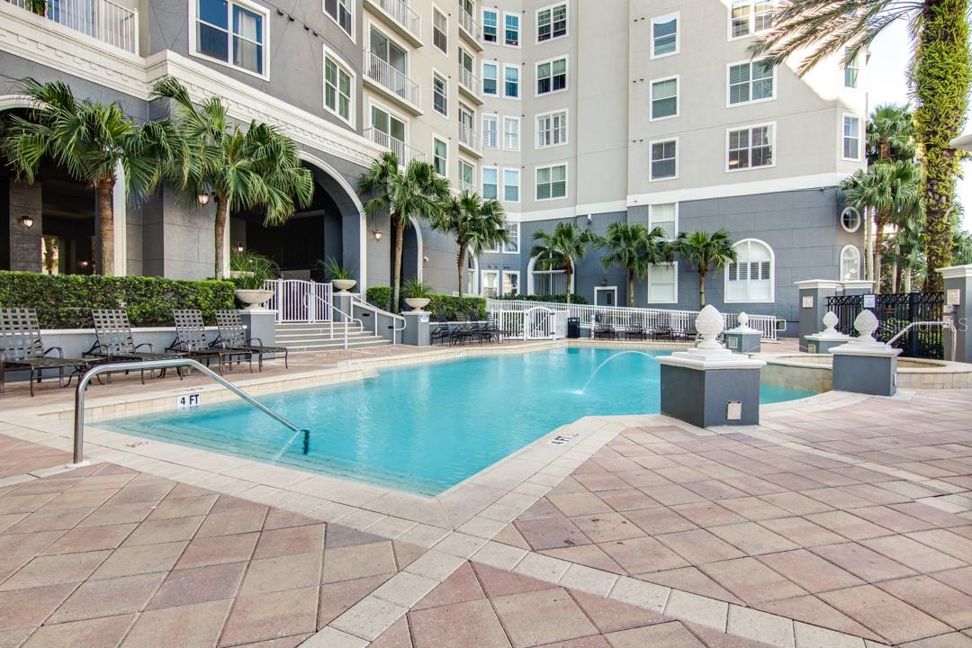 PARKCREST HARBOUR ISLAND CONDO - Residential