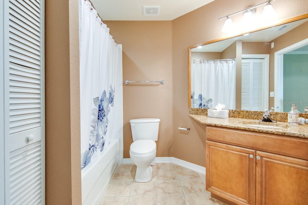 PARKCREST HARBOUR ISLAND CONDO - Residential