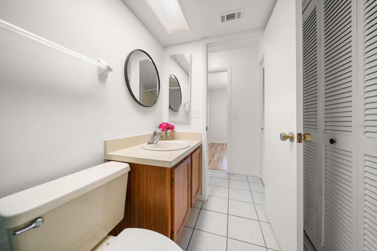 VILLA PLUMOSA CONDO - Residential