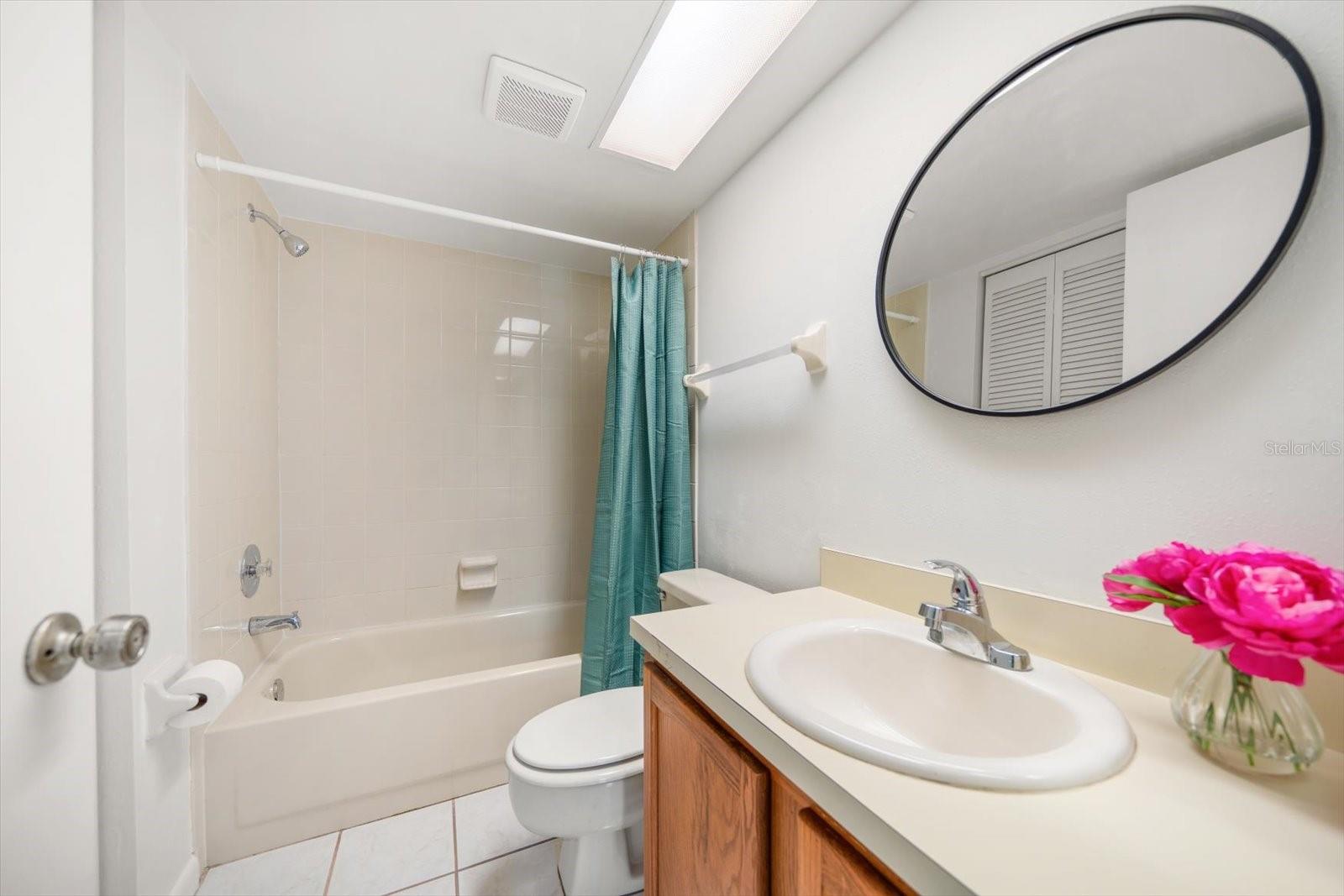 VILLA PLUMOSA CONDO - Residential