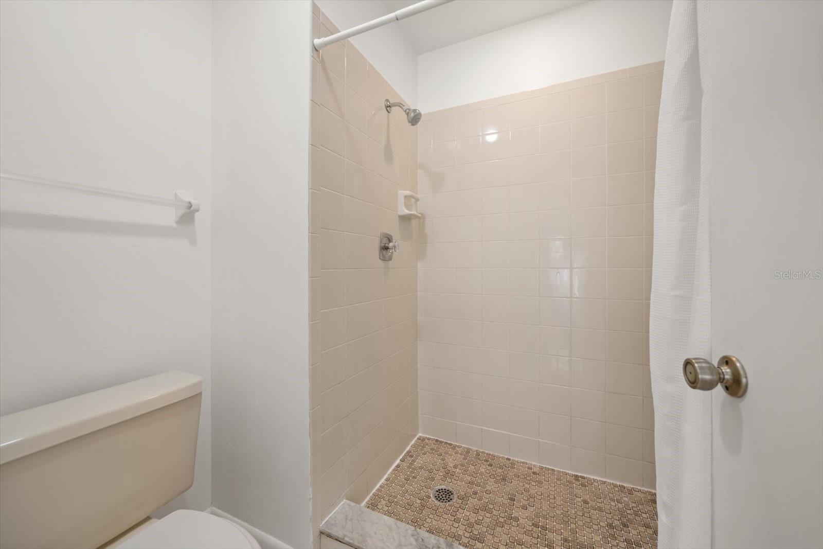 VILLA PLUMOSA CONDO - Residential