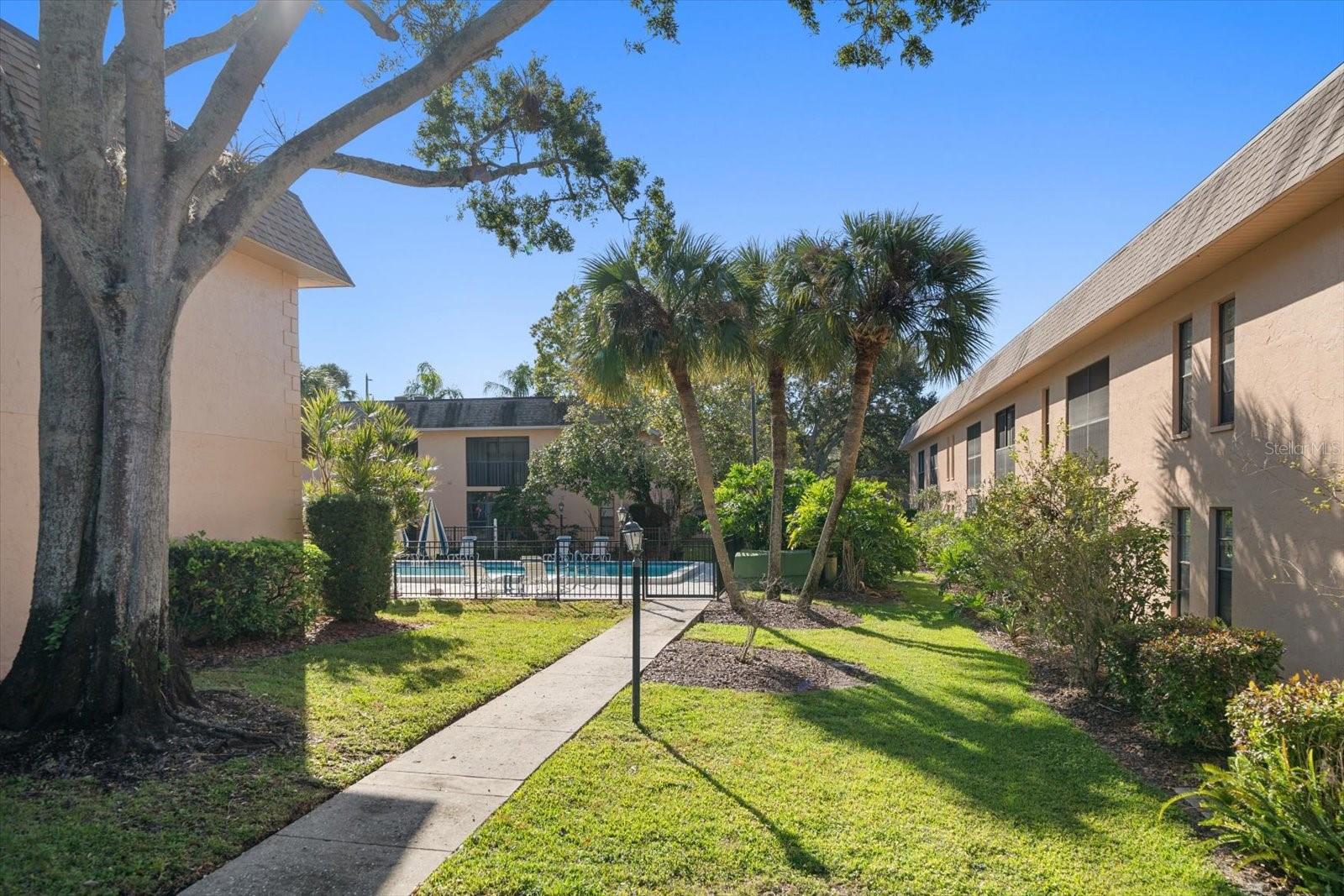 VILLA PLUMOSA CONDO - Residential