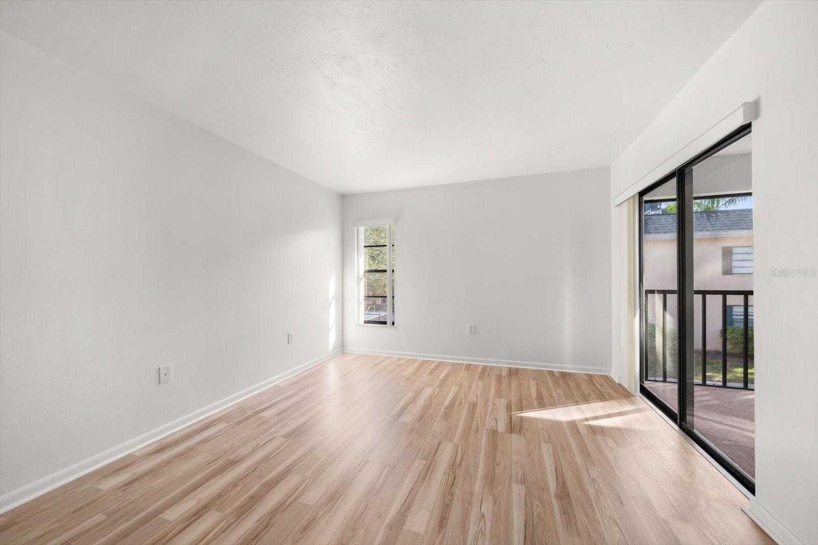 VILLA PLUMOSA CONDO - Residential