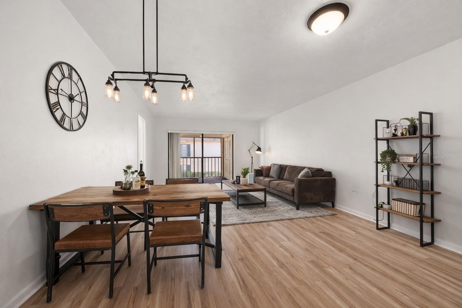 VILLA PLUMOSA CONDO - Residential