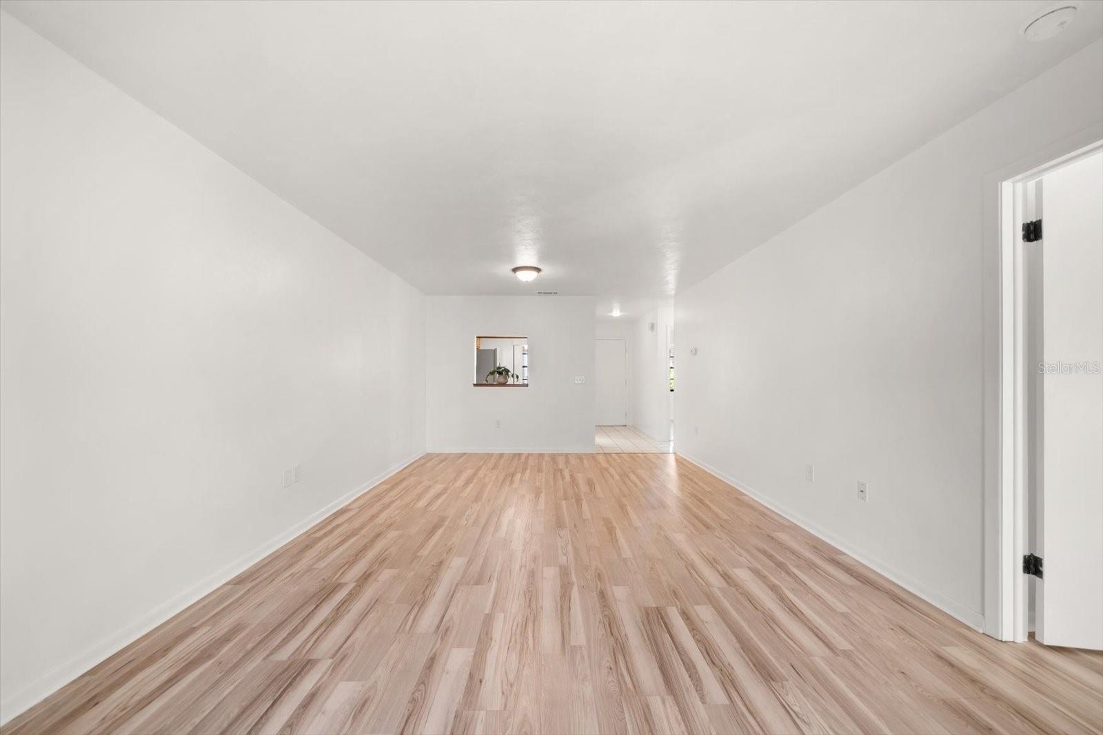 VILLA PLUMOSA CONDO - Residential