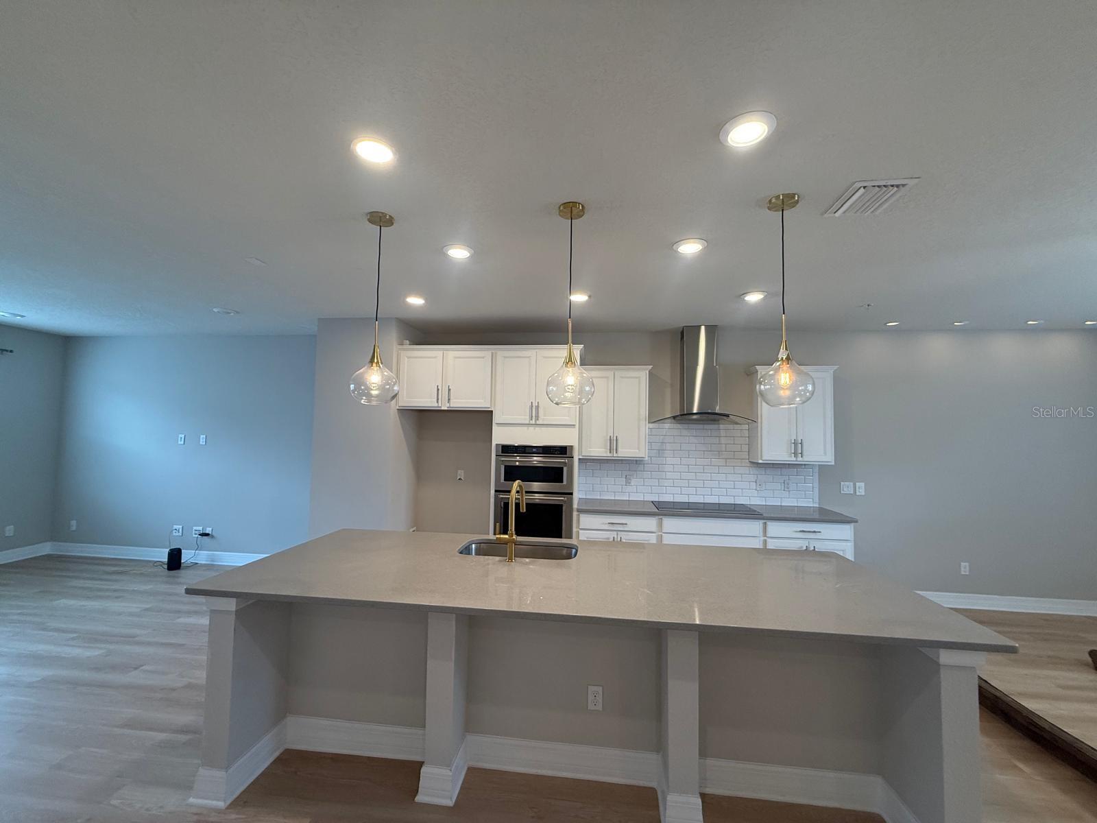 OVERLOOK/RUBY LAKE - Residential Lease