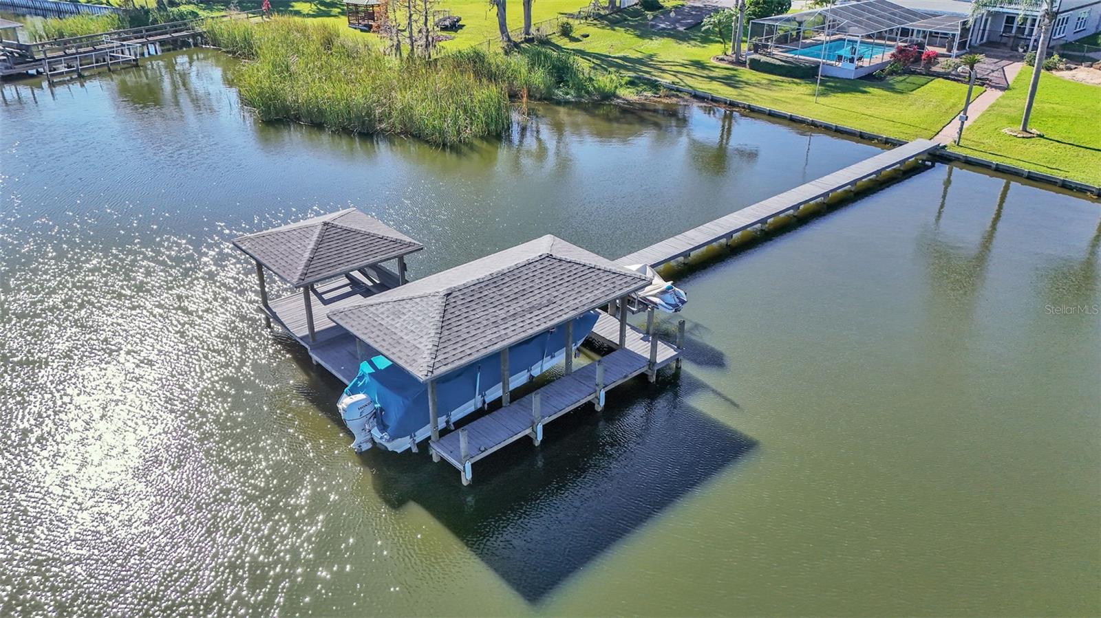 809 FAIRLANE DRIVE