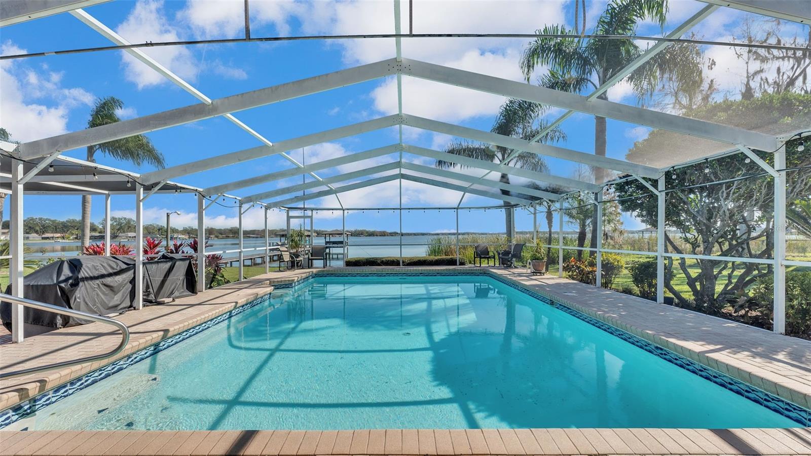 809 FAIRLANE DRIVE