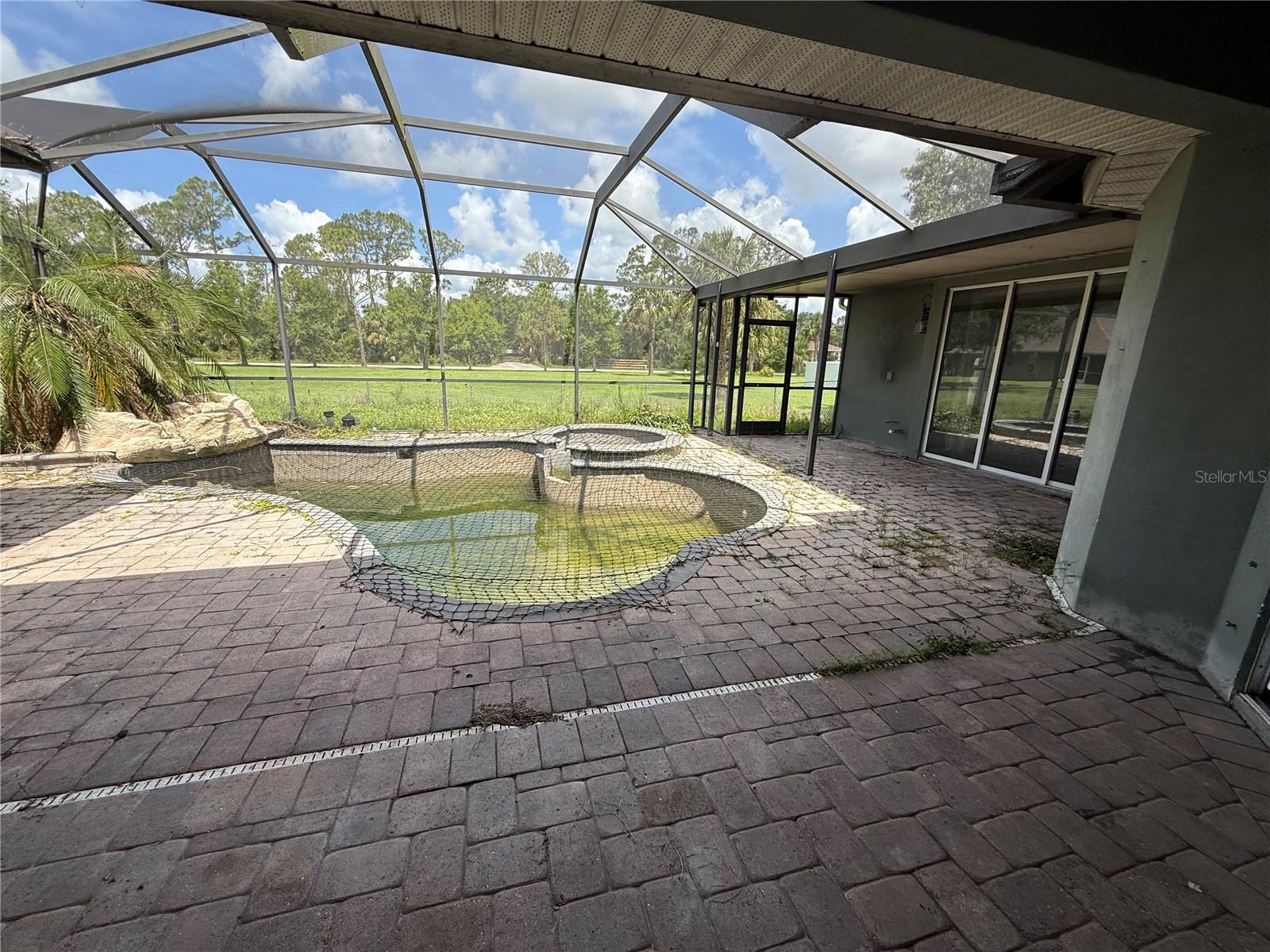 2143 SANTONIAN TERRACE