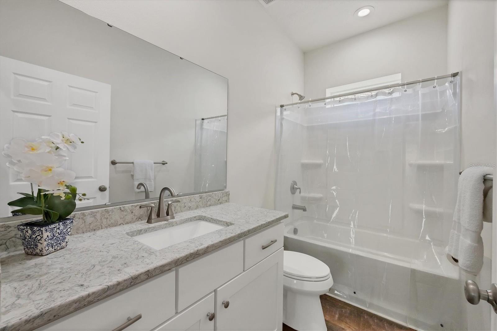 HAMMOCK PLACE - Residential