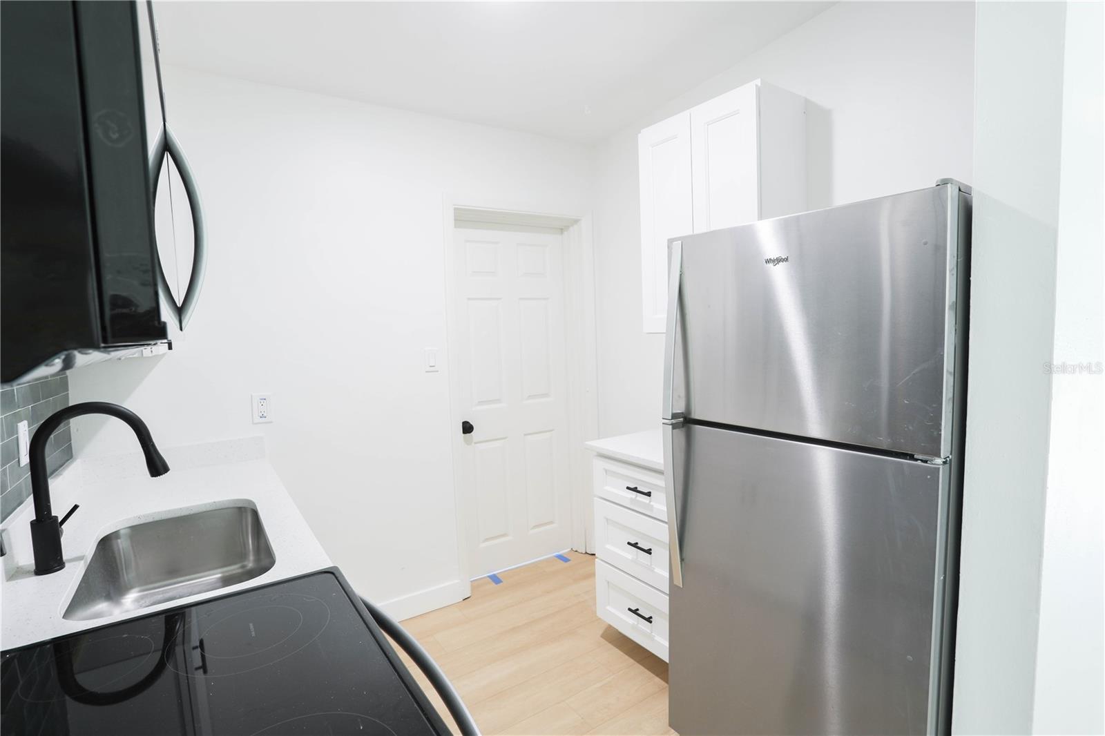 BIRR COURT - Residential Lease