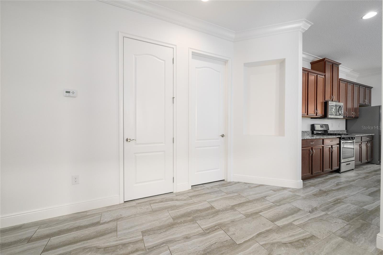 TWIN LAKES PH 1 - Residential