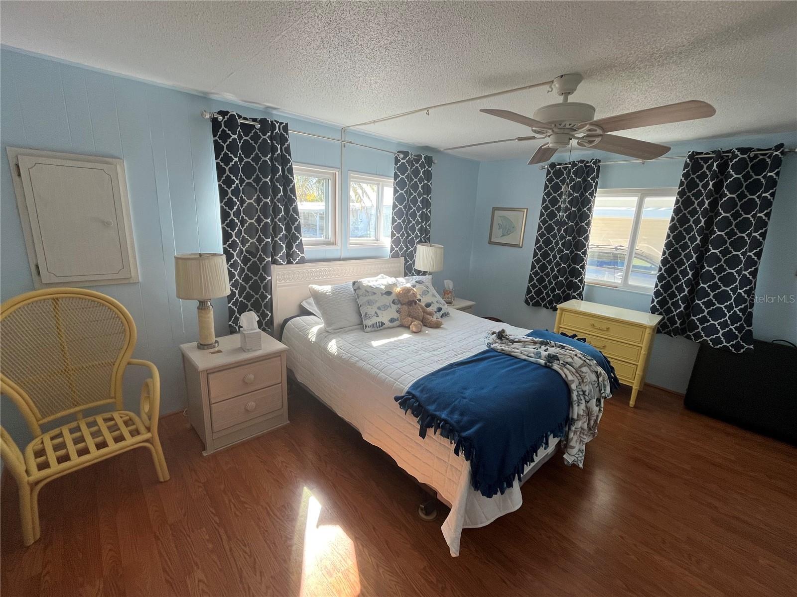 VENICE ISLE - Residential