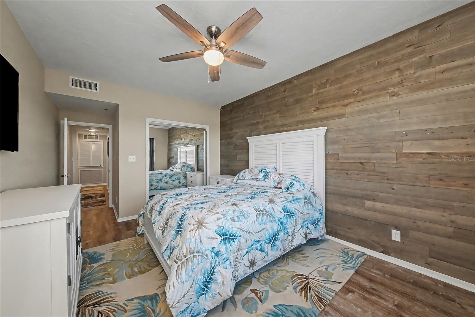 EAGLES POINT AT THE LANDINGS, BAYVIEW HOMES I - Residential