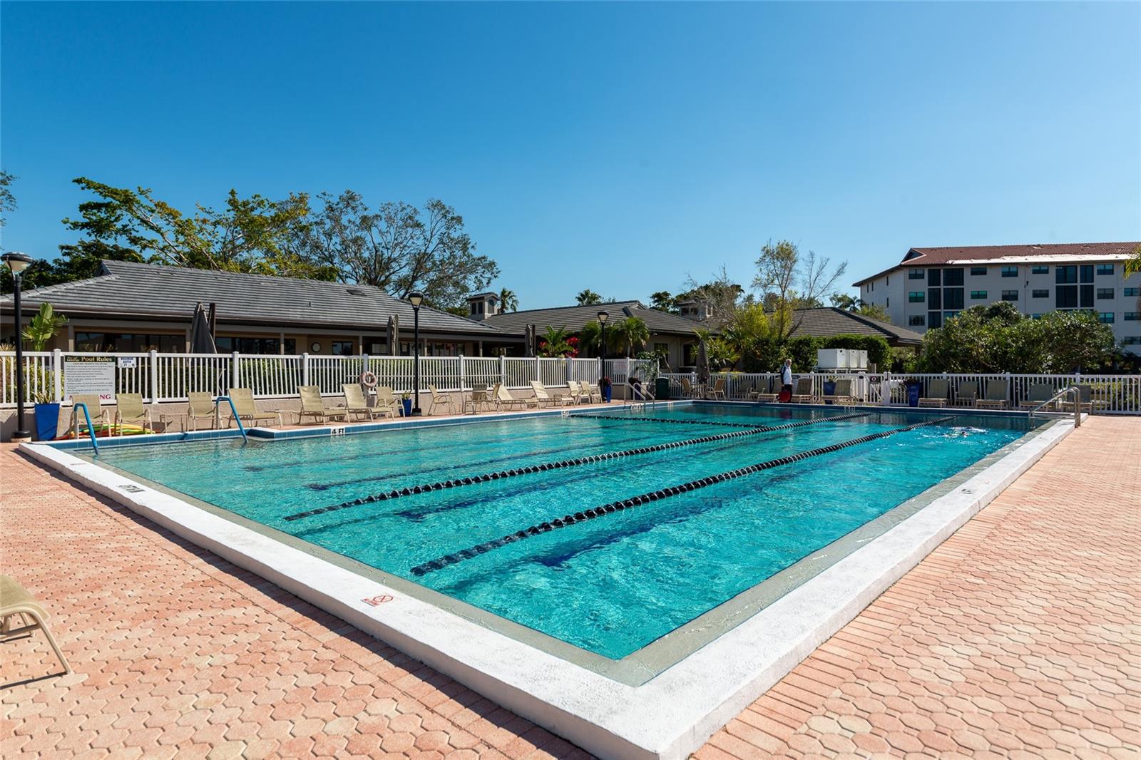 EAGLES POINT AT THE LANDINGS, BAYVIEW HOMES I - Residential