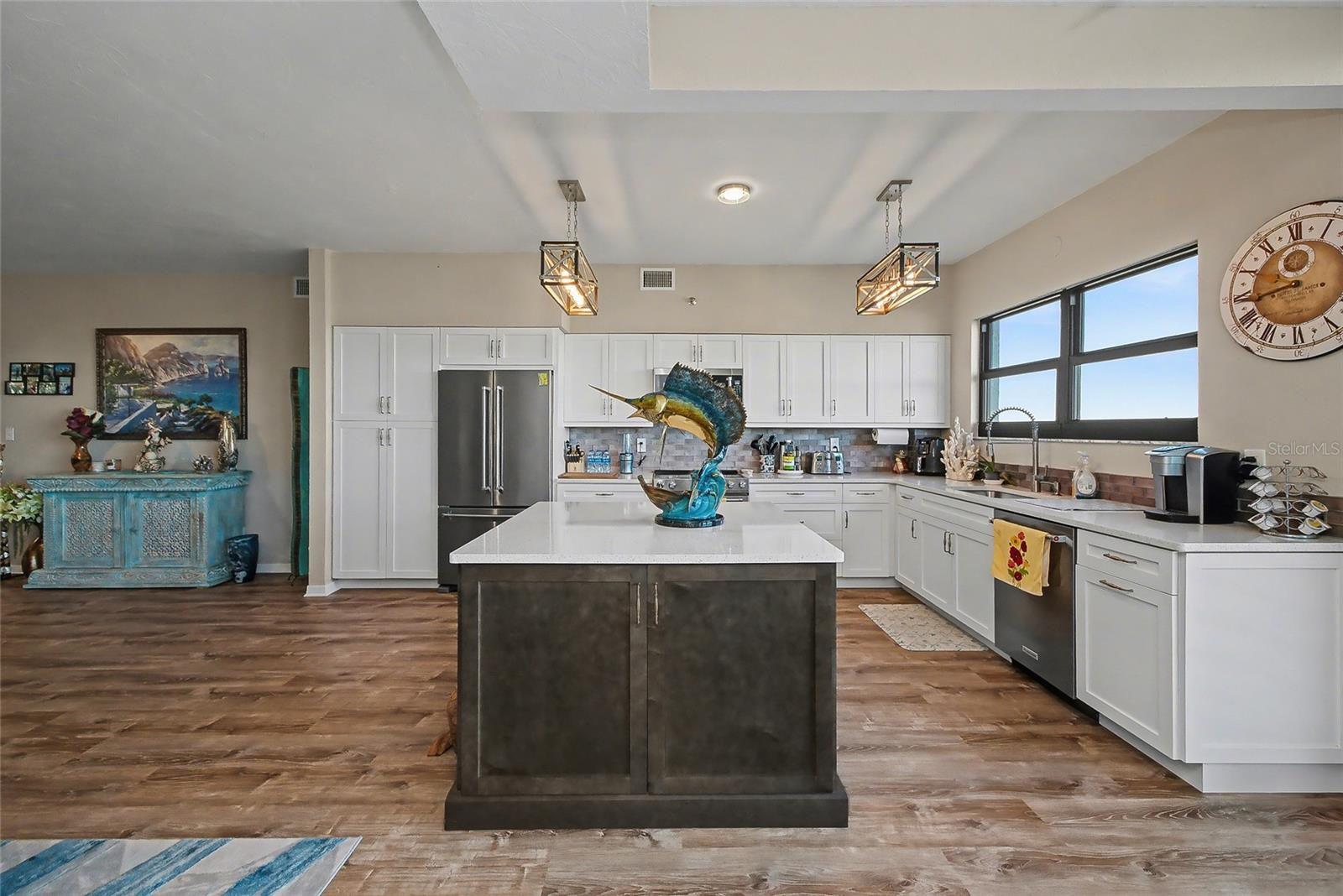 EAGLES POINT AT THE LANDINGS, BAYVIEW HOMES I - Residential