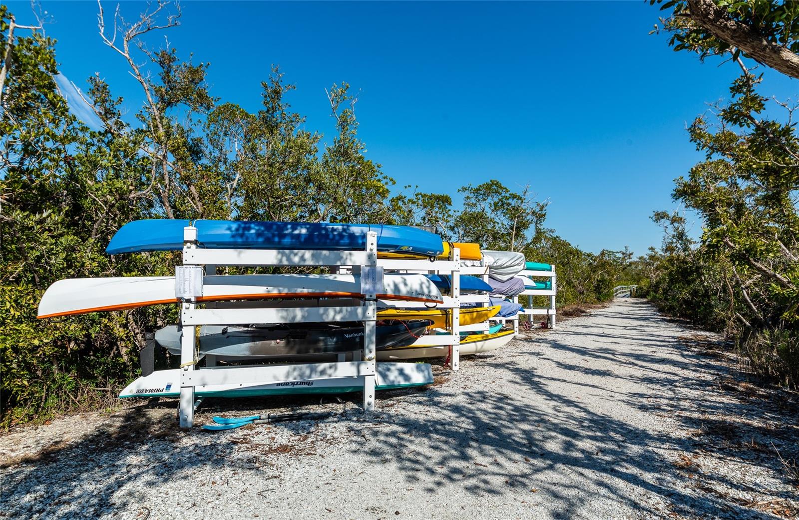 EAGLES POINT AT THE LANDINGS, BAYVIEW HOMES I - Residential